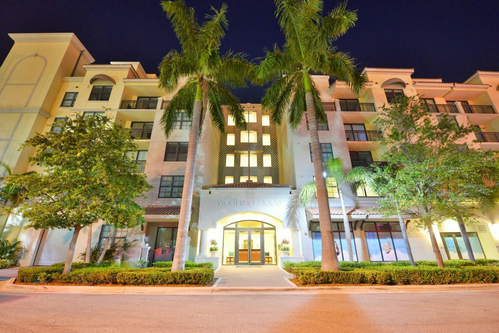 Worthing Place Luxury Apartments | Downtown Delray Beach
